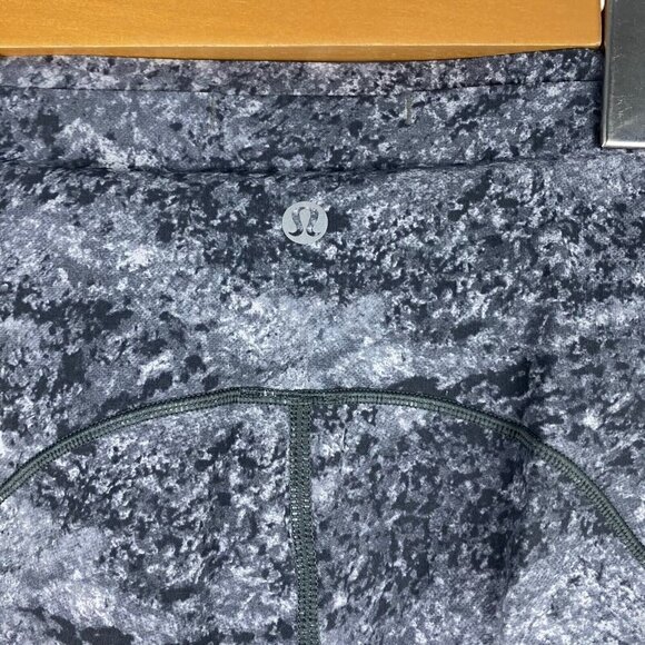 LULULEMON Stop Drop and Squat Leggings Area Ice Grey Size 2 - Picture 8 of 12